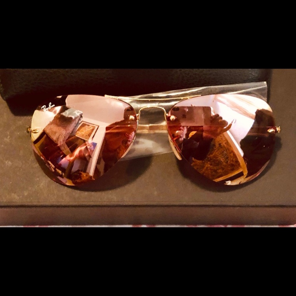 Ray-ban Women’s aviator sun glasses